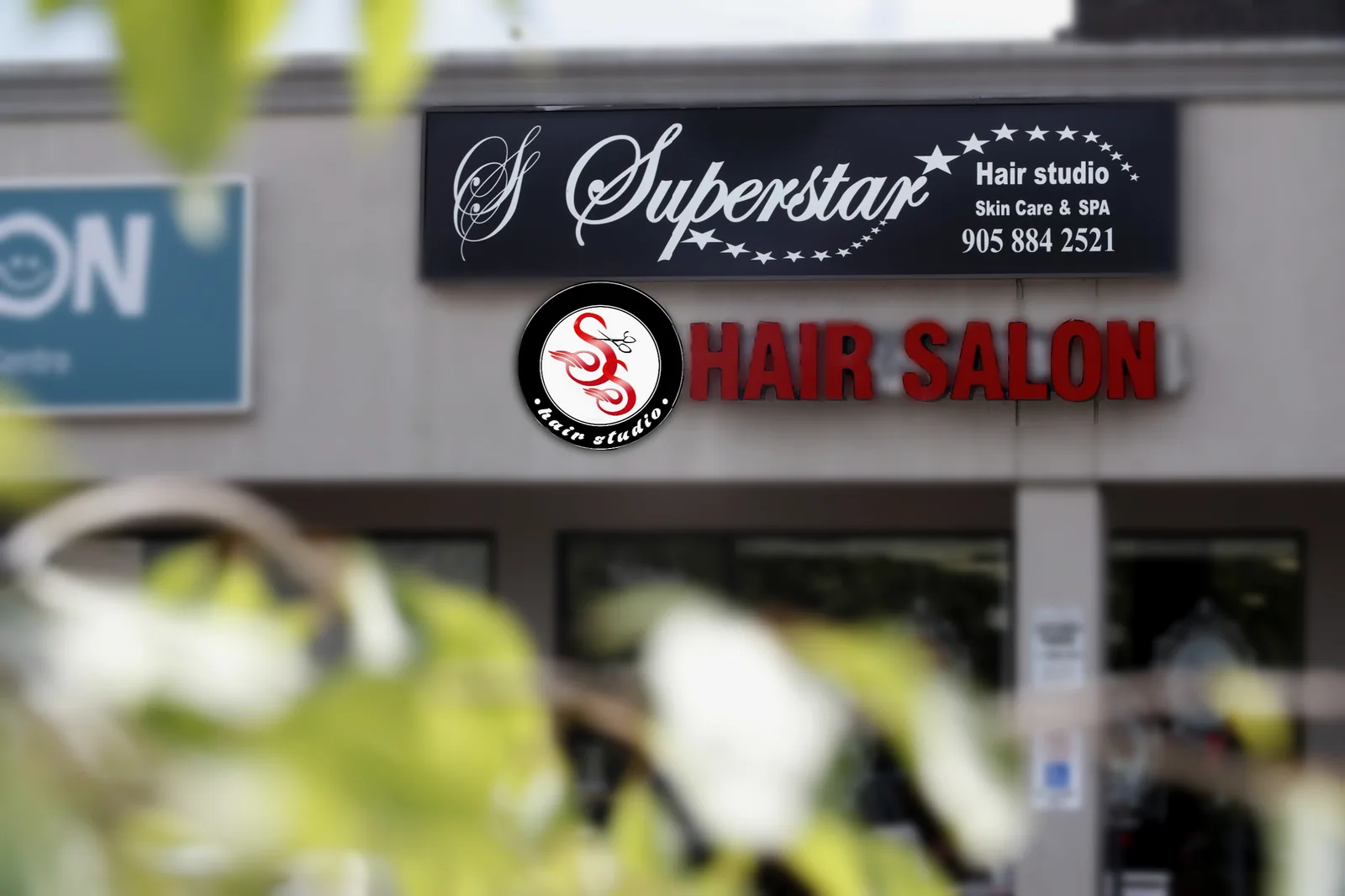 Superstar Hair Studio storefront on Bayview Avenue